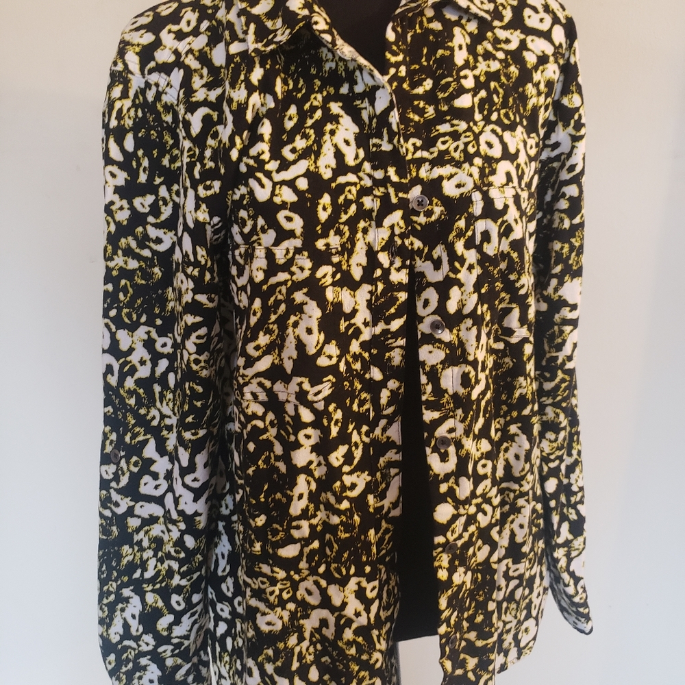 Rock & Republic button up shirt black and yellow print